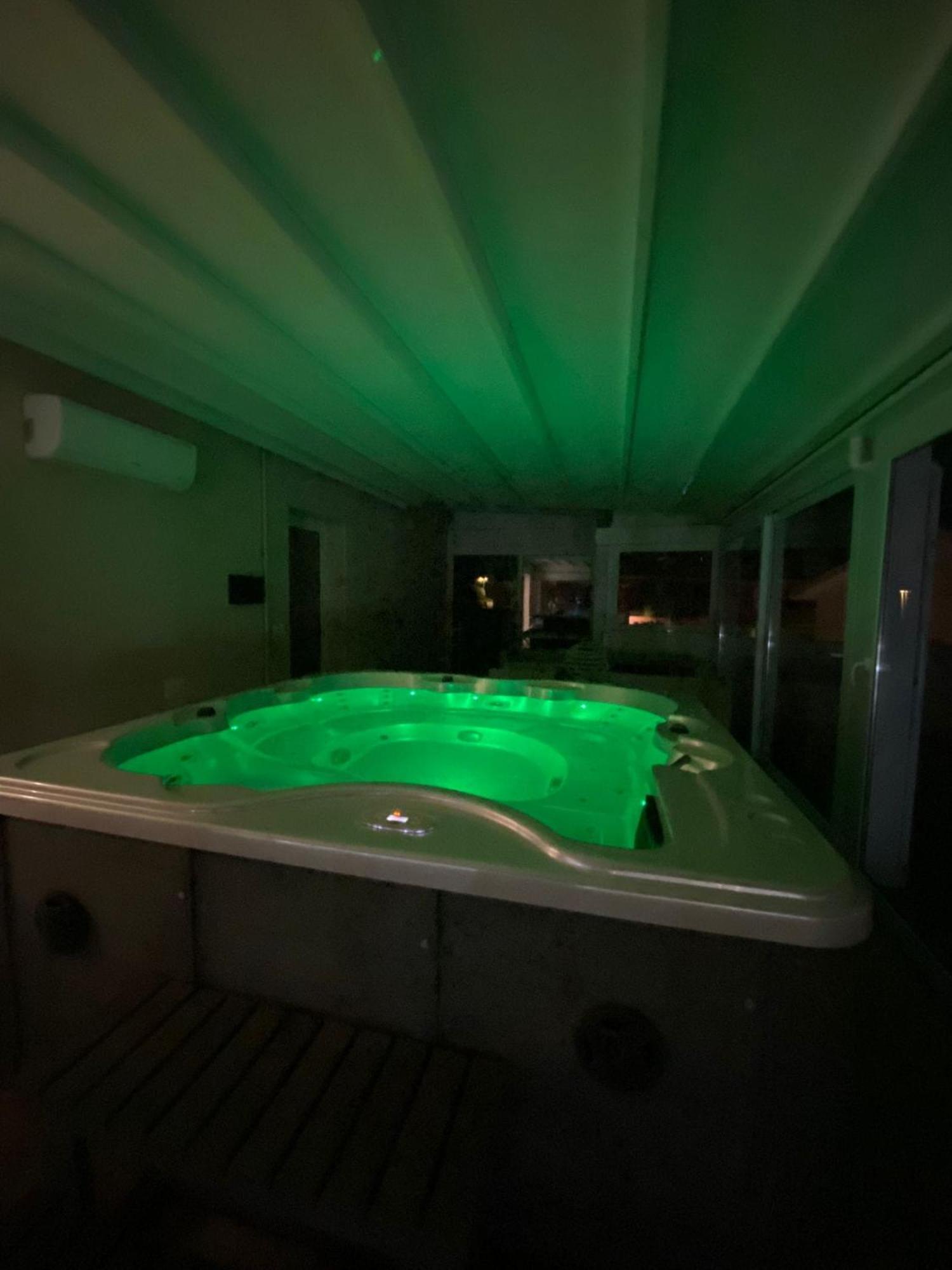Hotel La Contessa ซานตา เตเรซา กัลลูรา ภายนอก รูปภาพ